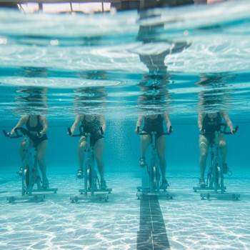 Utilizzo dell'Acqua Bike in vasca